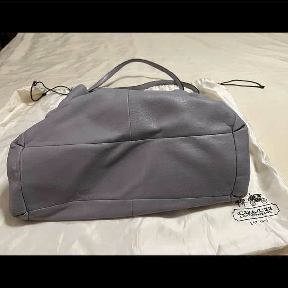 Coach Leather Shoulder bag - Picture 5 of 5